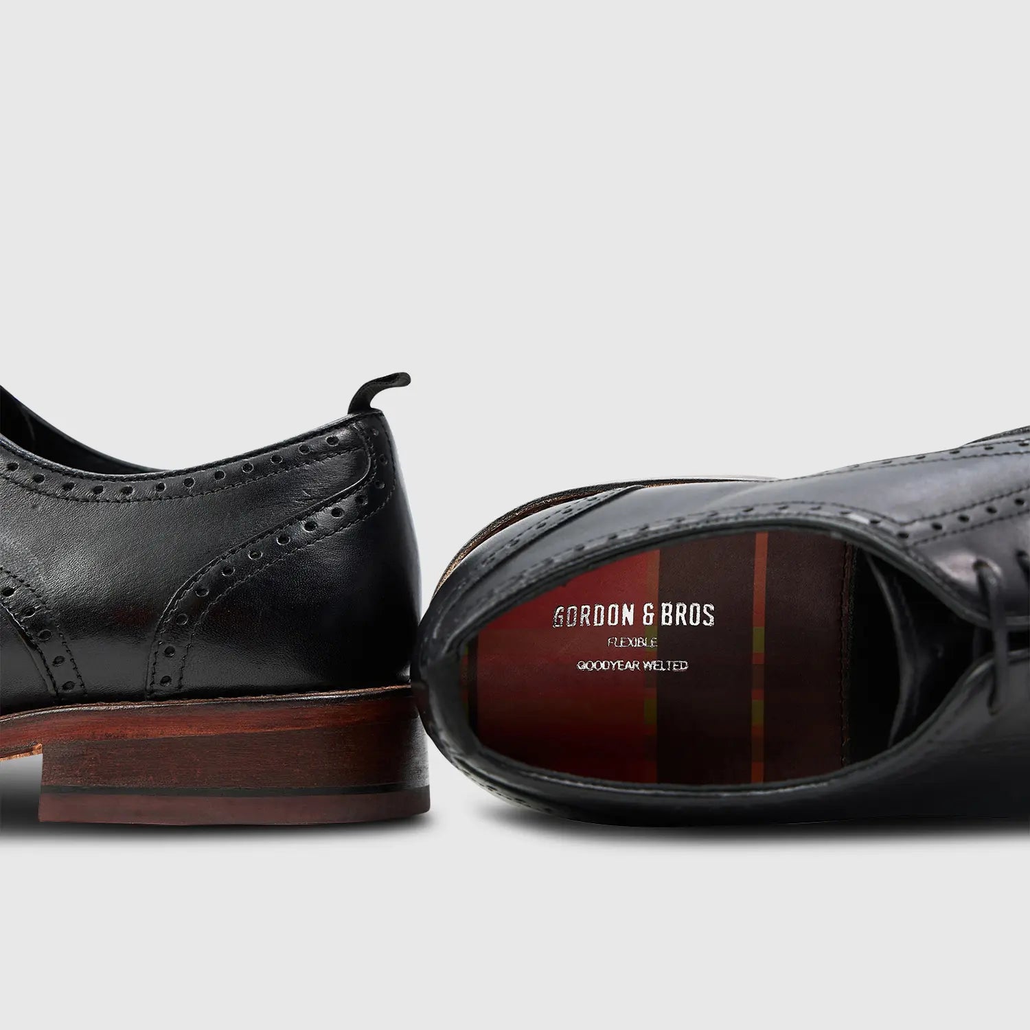 Levet Rub Off Black