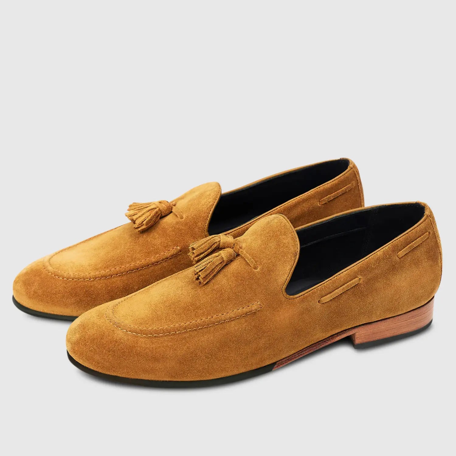 Renzo | Suede | Tassel | New Snuff