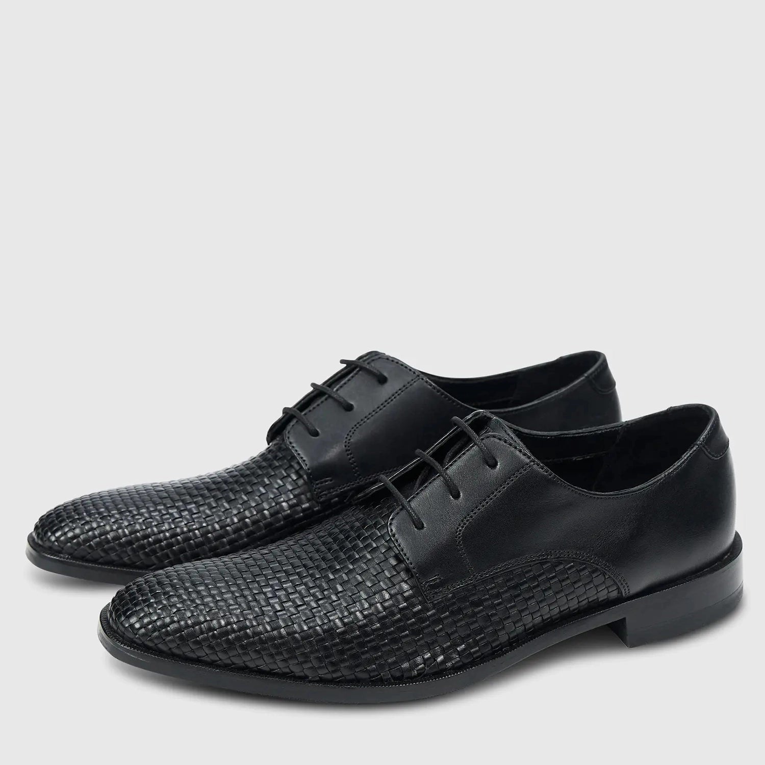 Lorenzo Cochin/Mesh Black