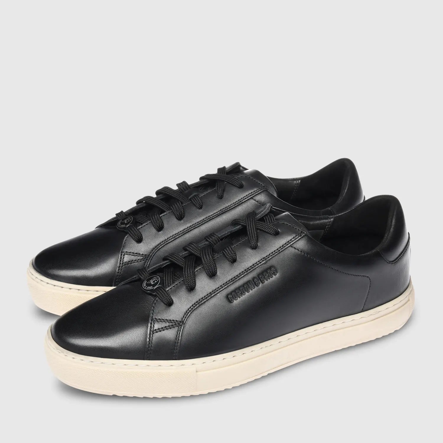 London Antique Off-White-Sole Black