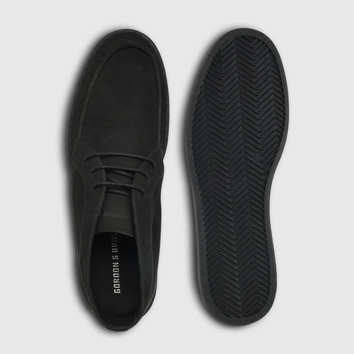 Garry Nubuck Chukka Boot Dark Sole Black