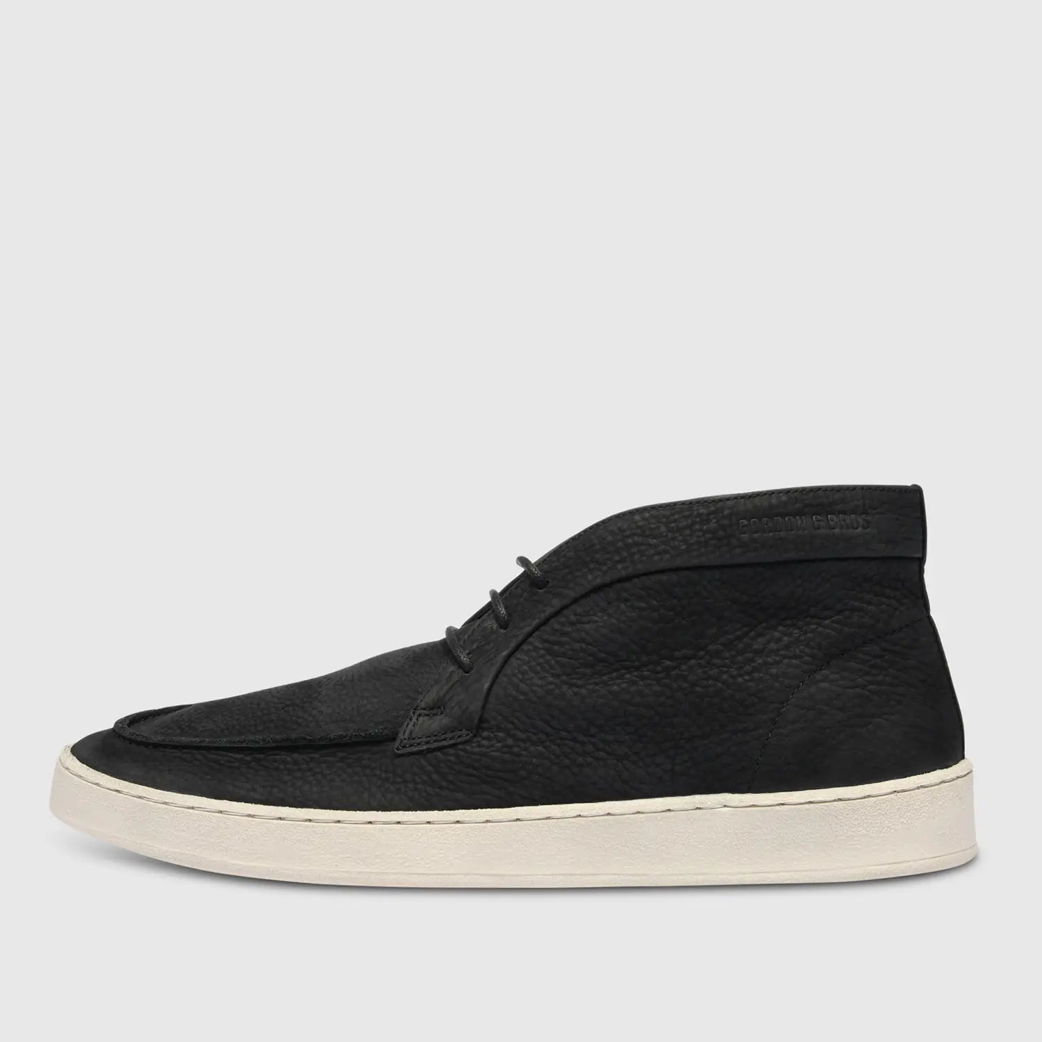 Garry Nubuck Chukka Boot Black