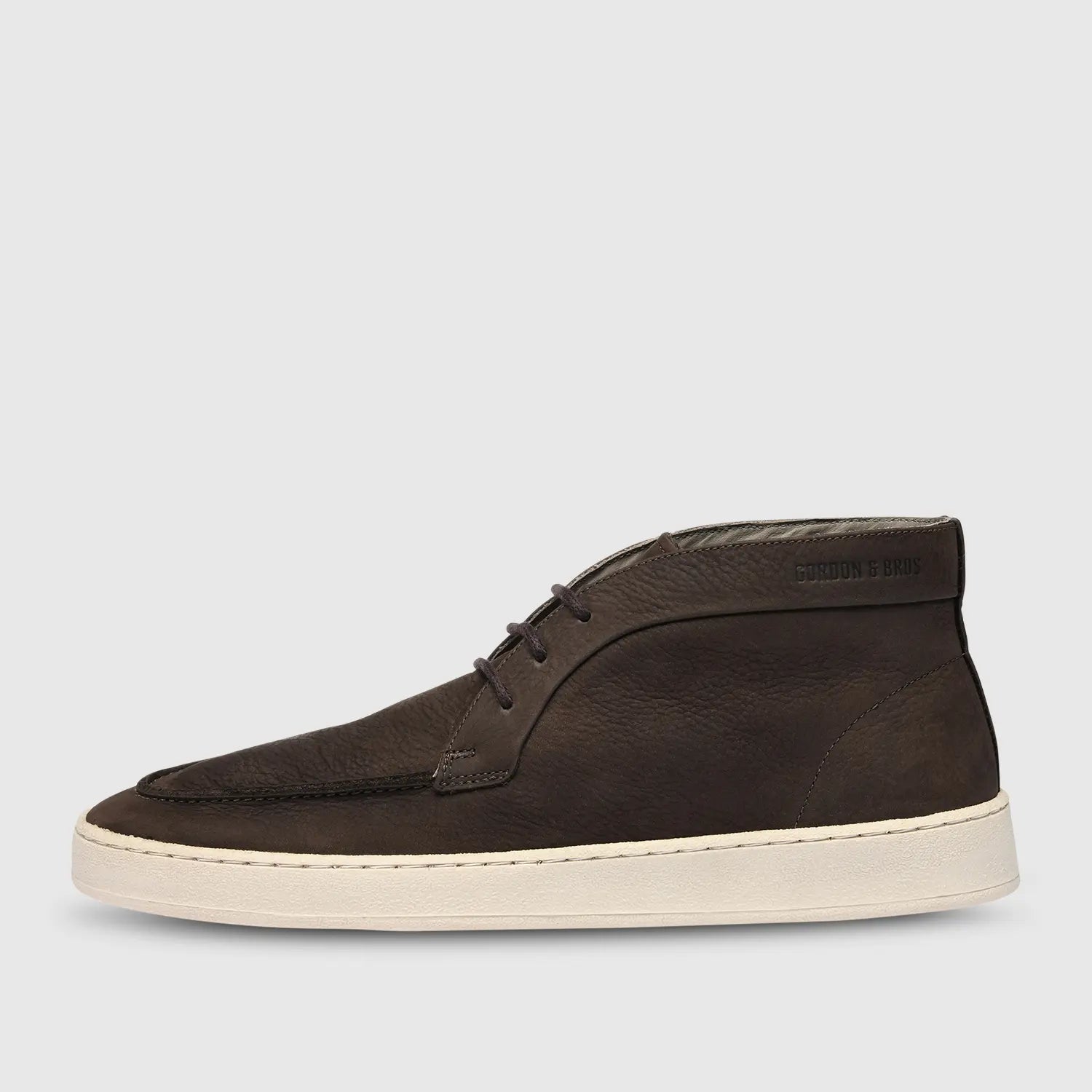 Garry Nubuck Chukka Boot Whisper