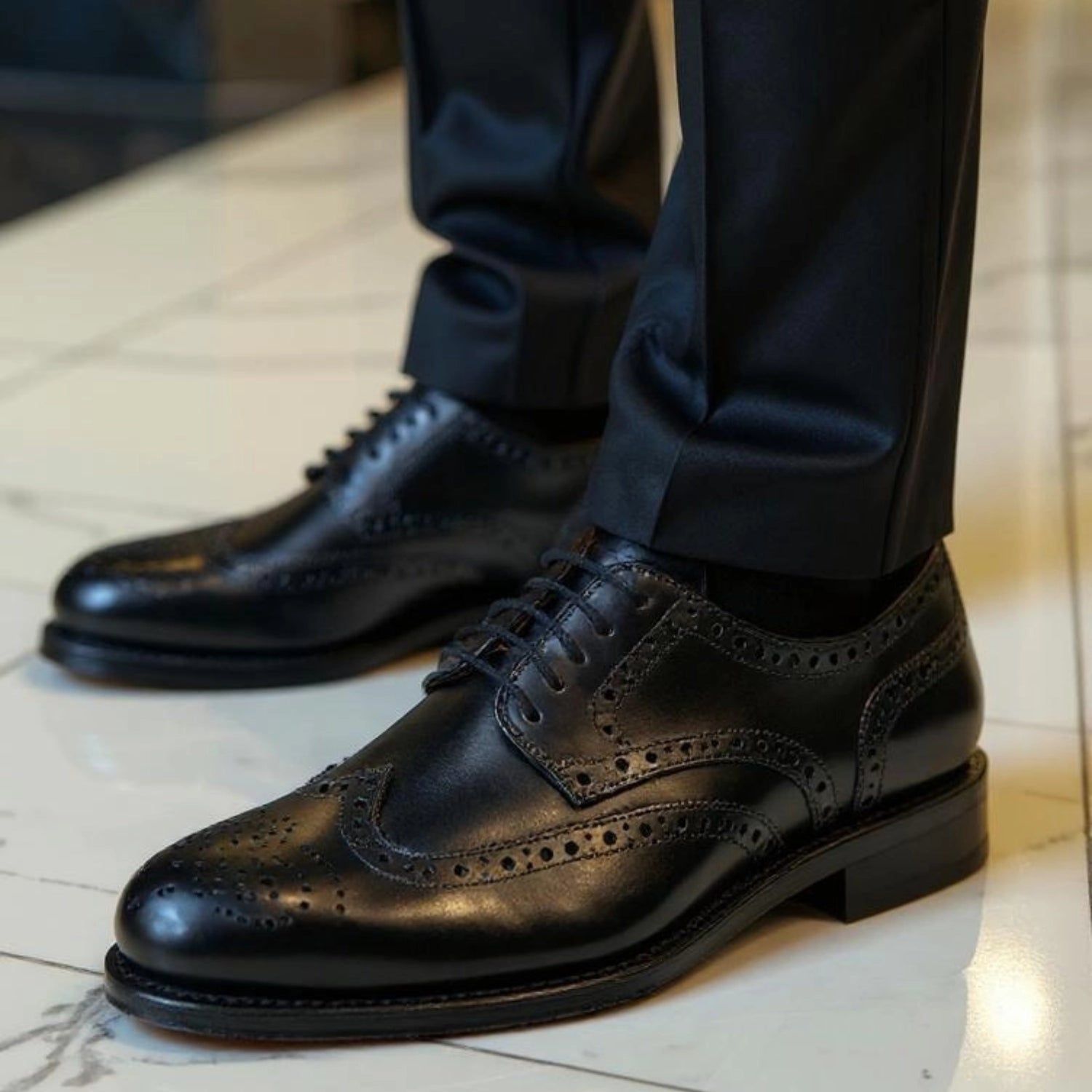 Levet Torino Black