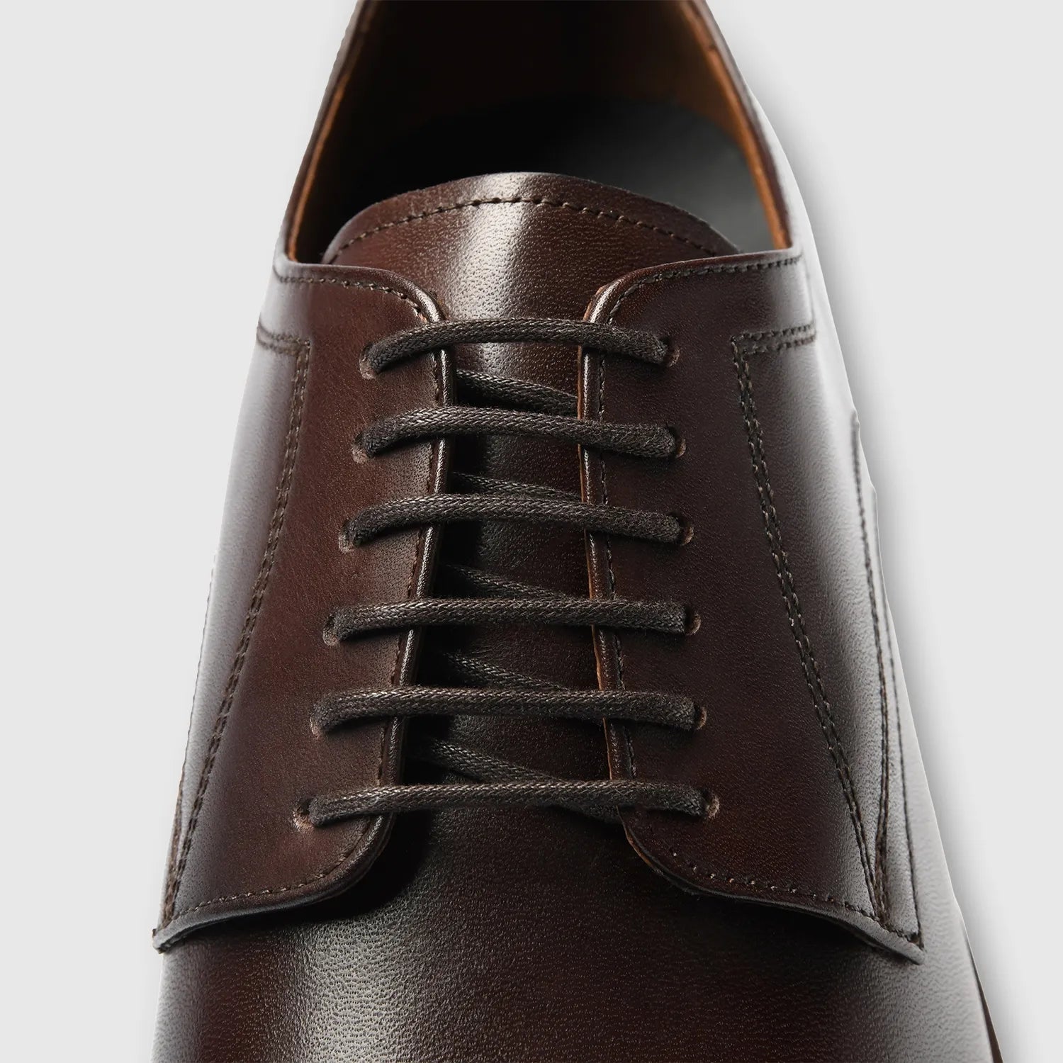 Levet Premium Brown