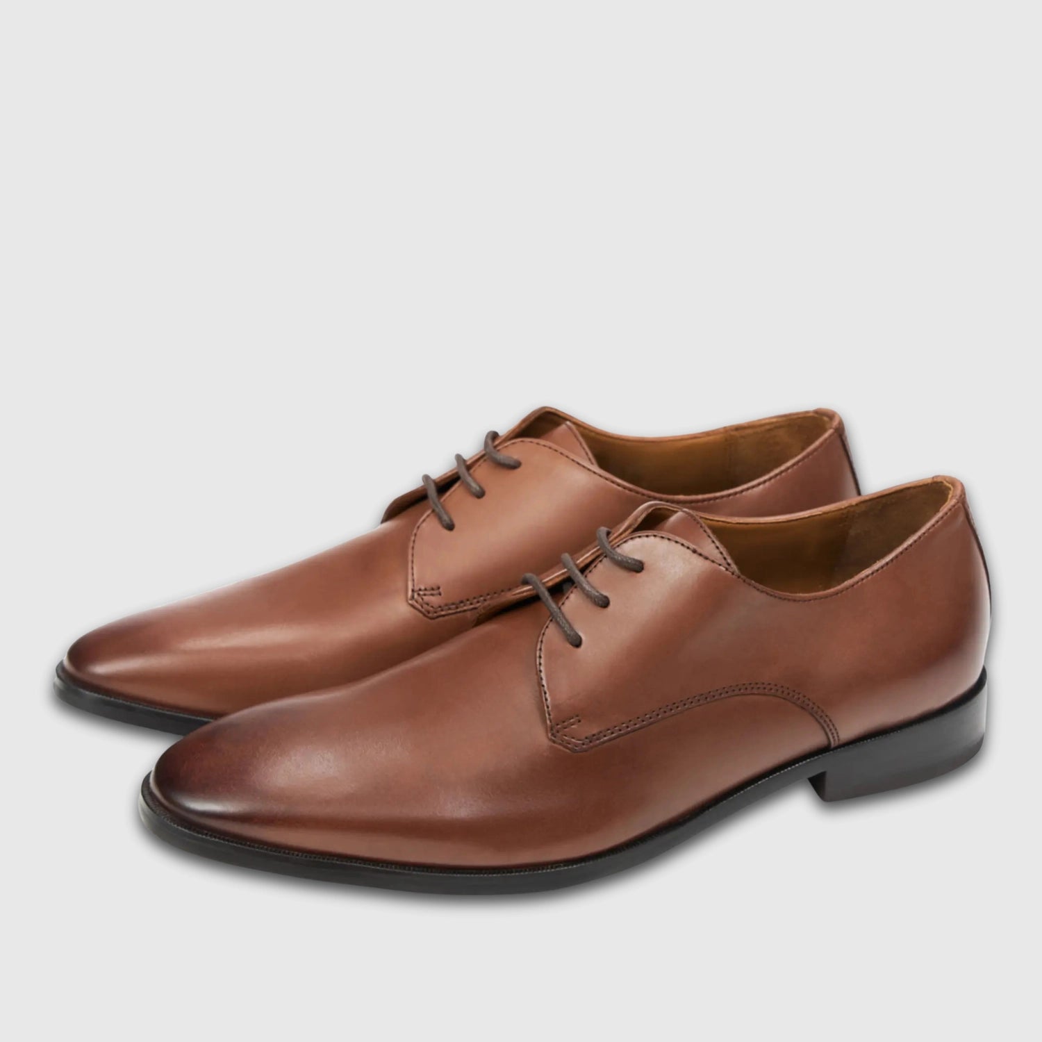 Ron | Cochin | Brown