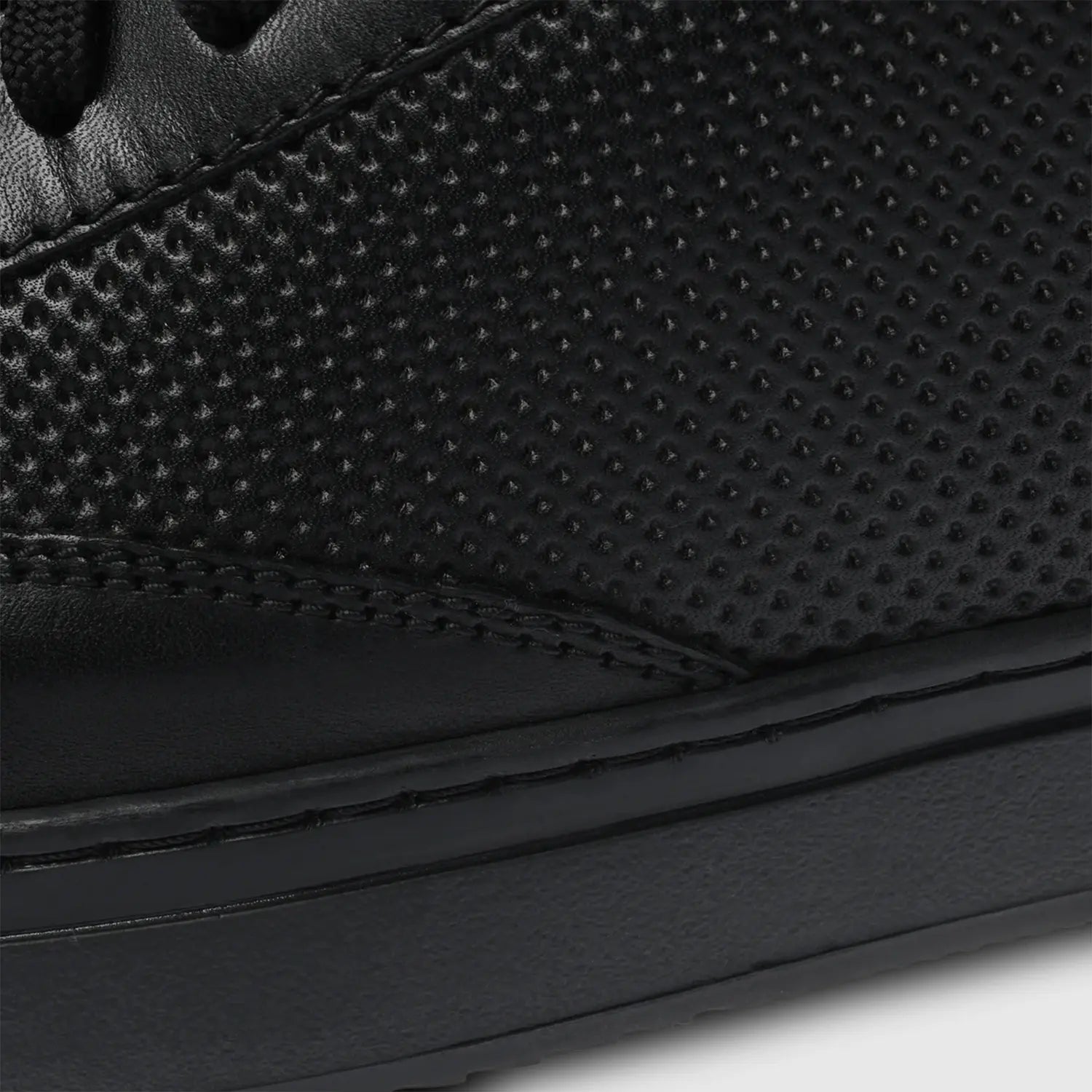 Philipp Cochin Holes Black