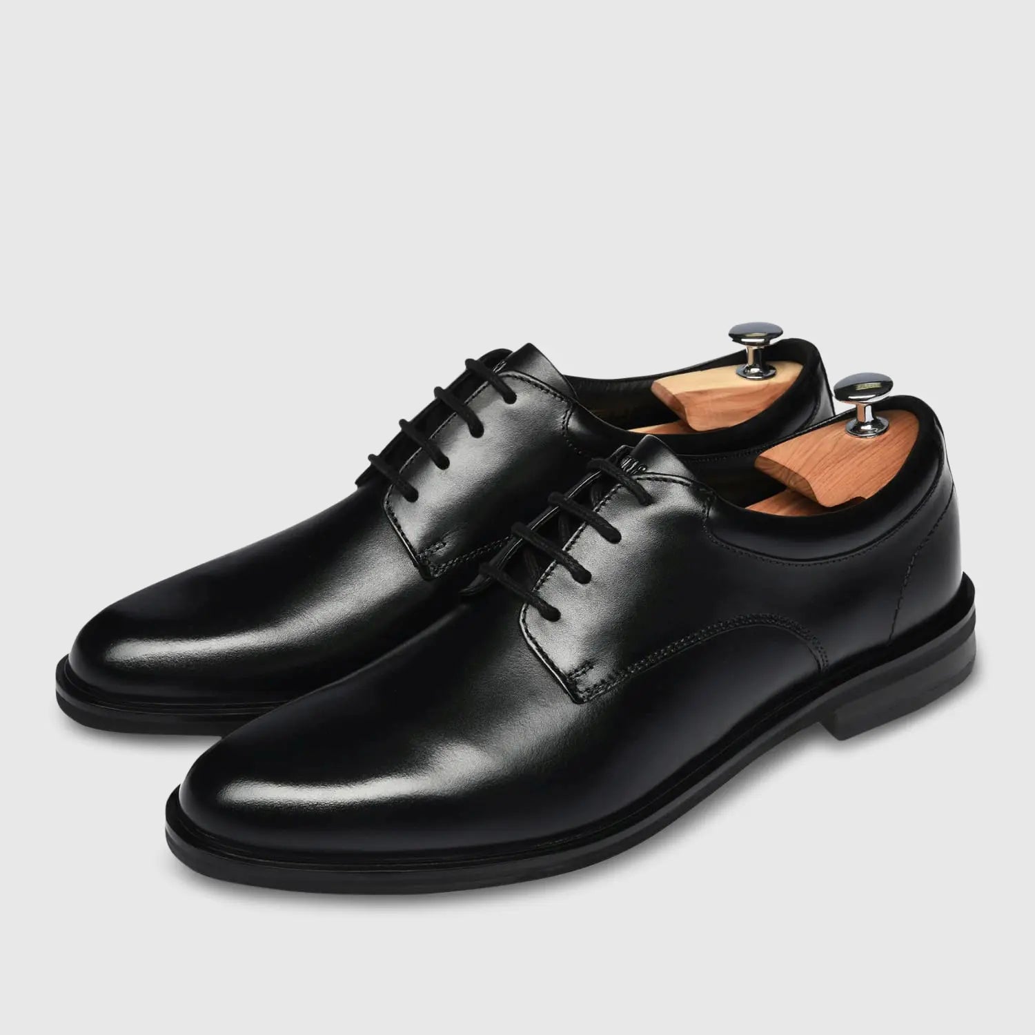 Vince | Stroud-Shine | Black