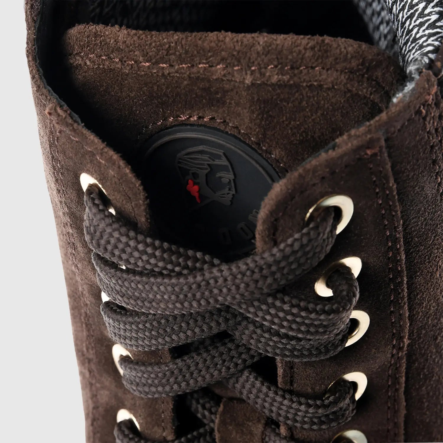 Core Nubuck Chocolate