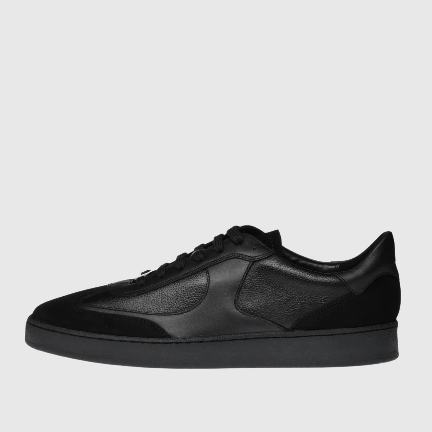 Garry Suede Black