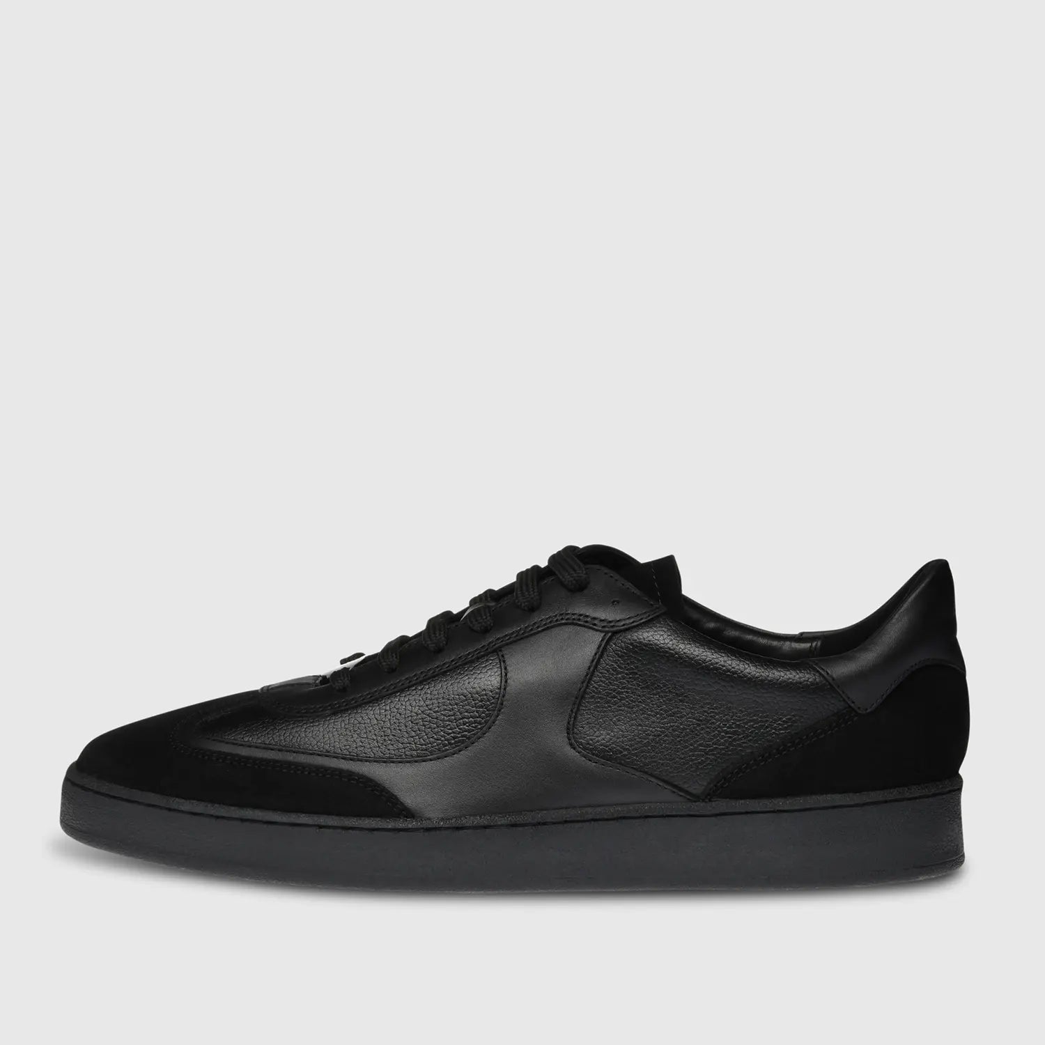 Garry Suede Black