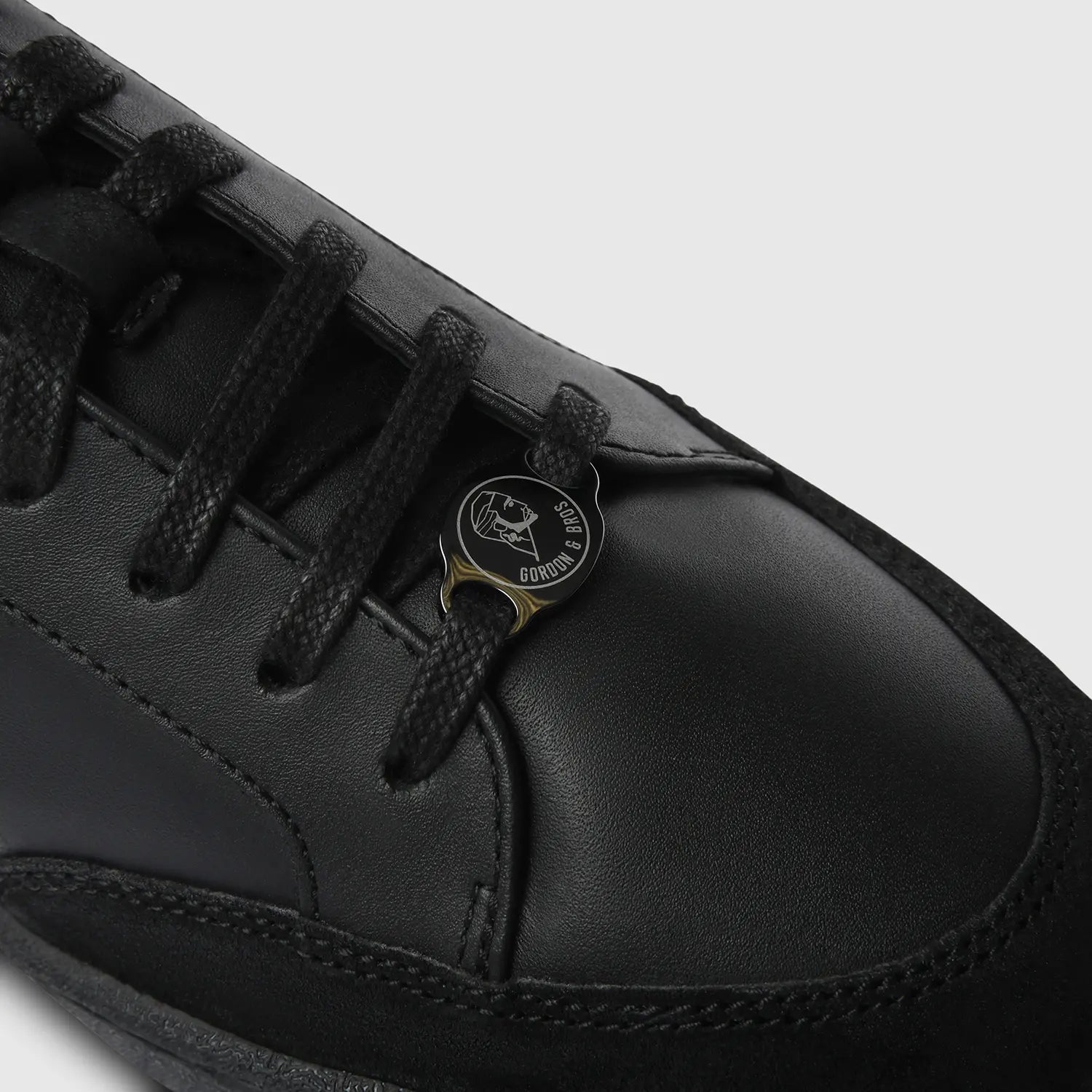 Garry Stockholm Black-White