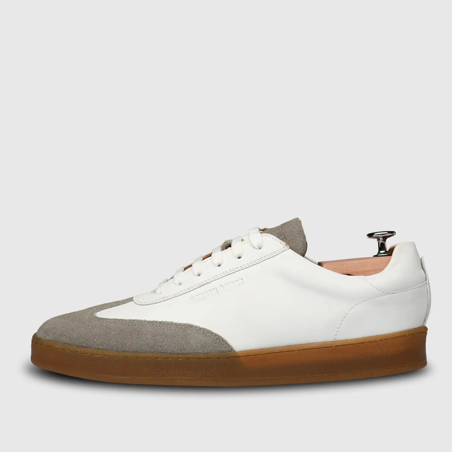 Garry Stockholm/Suede White