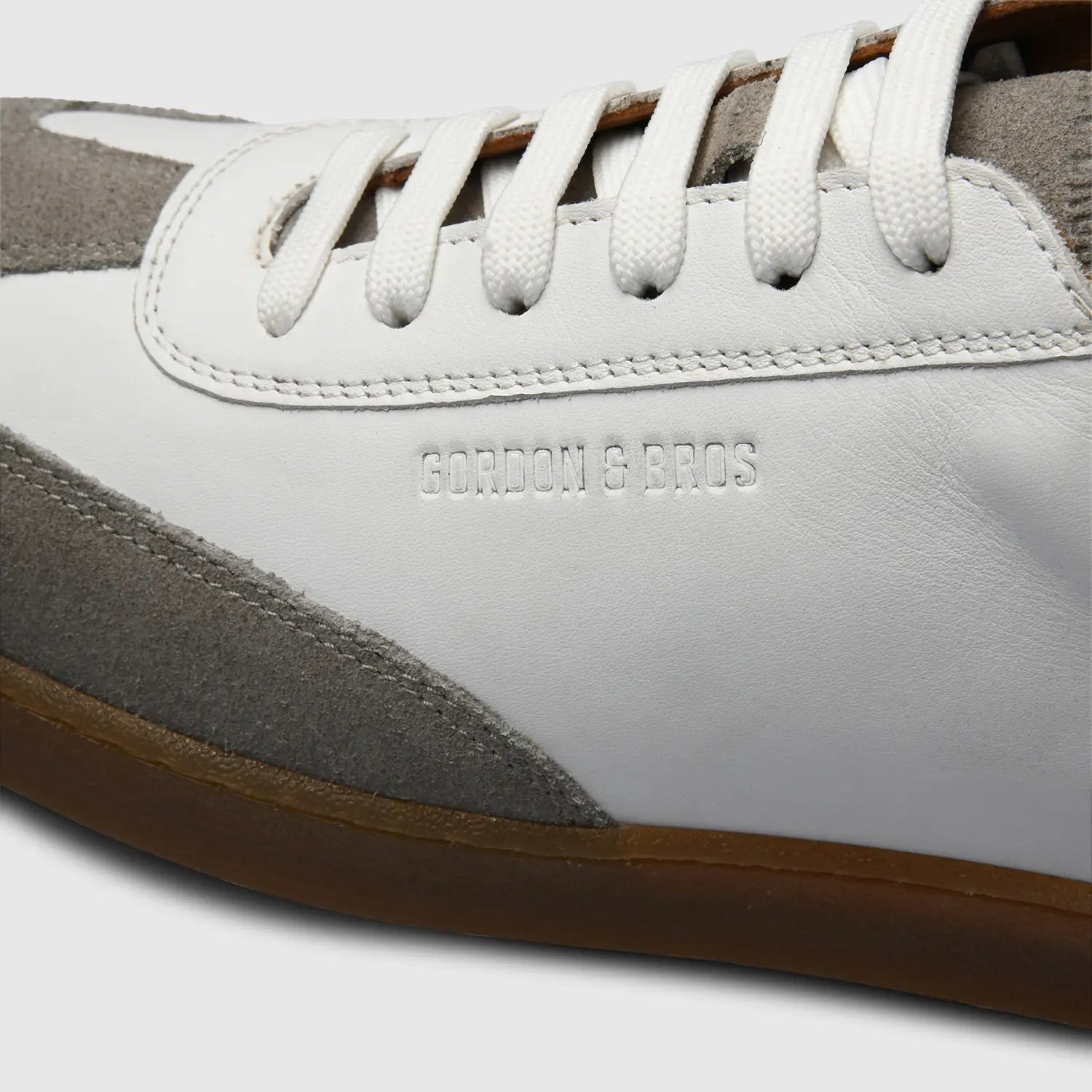 Garry Stockholm/Suede White