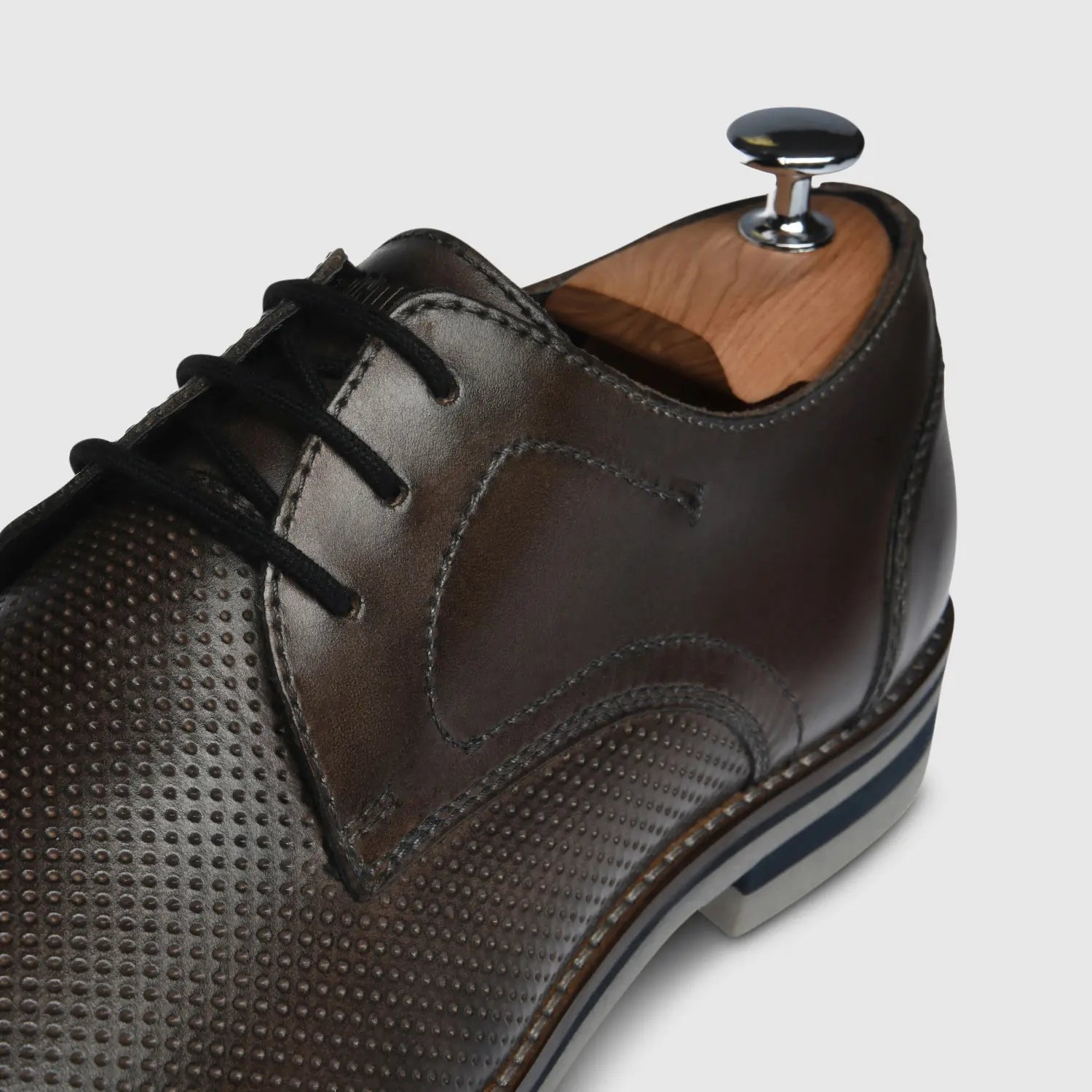 Vince Stroud-Holes Brown Grey